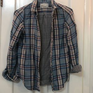 Trovota brand small plaid top super comfy